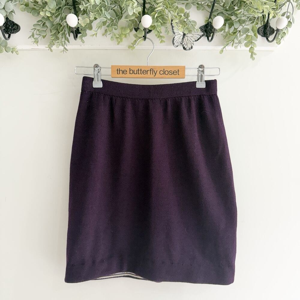 St. John Santana Knit Purple Mini skirt Size 6 designer CP